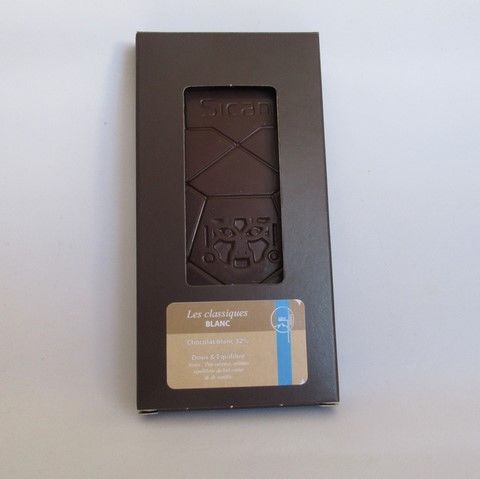 tablette avec autocollant